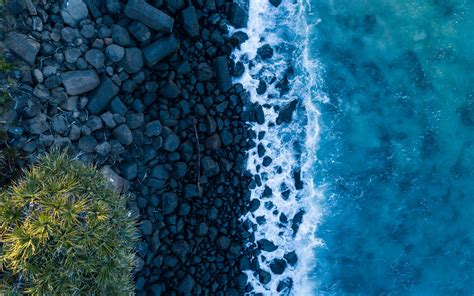 Download wallpaper 3840x2400 ocean, surf, rocks, view from above, shore ...