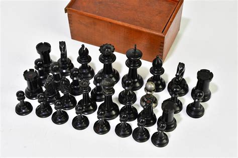 Lot 2024 - JAQUES STAUNTON; a vintage chess set,