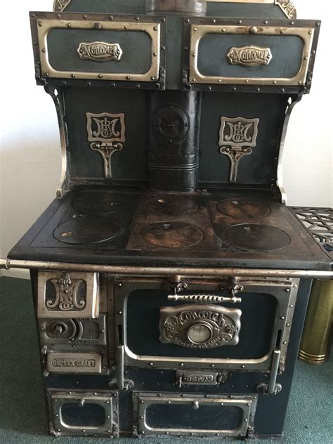 Monarch Cookstove - Wood, Coal, and Fuel Oil Burning Stove