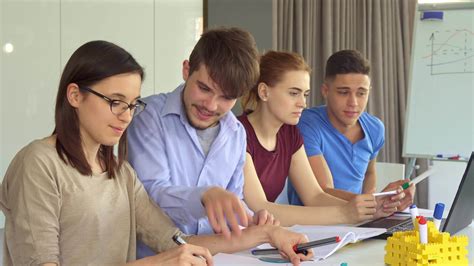 Work in Pairs Pattern 的图像结果