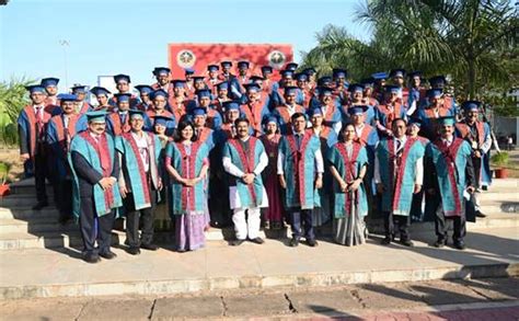 Dr Mandaviya and Shri Pradhan awarded 40 Gold medals to meritorious ...