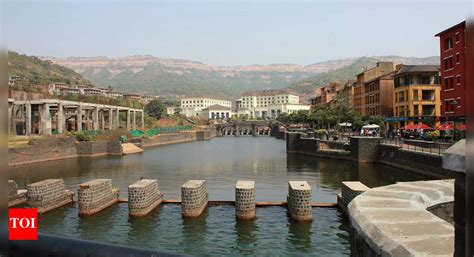 India's elite homeowners of a hill resort are now slumdog millionaires ...
