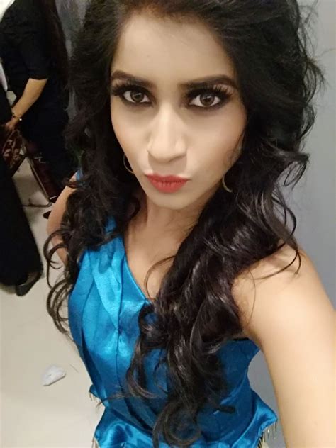 Saba Khan Makeup Artist Services, Review and Info - Olready