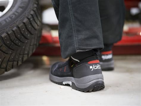 1718-12 Jalas | Jalas 1718 Black, Grey, Red ESD Safe Aluminium Toe ...