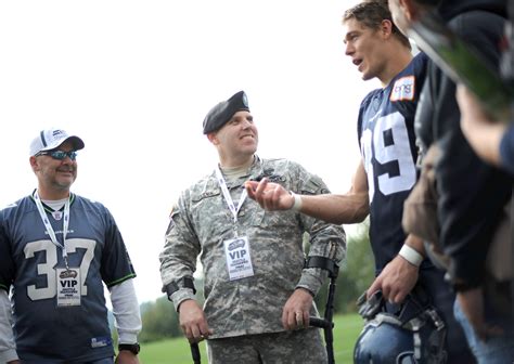 Red-carpet treatment: WTB Soldiers visit Seattle Seahawks | Article ...