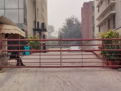 Eco Tower in Sector 125, Noida: Price, Brochure, Floor Plan, Reviews