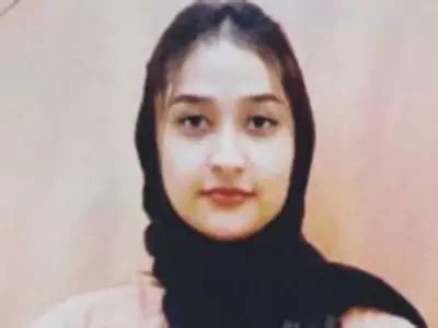 19-Year-Old Girl Arrested In Kerala Airport With 1.8kg Gold Worth Rs 1 ...