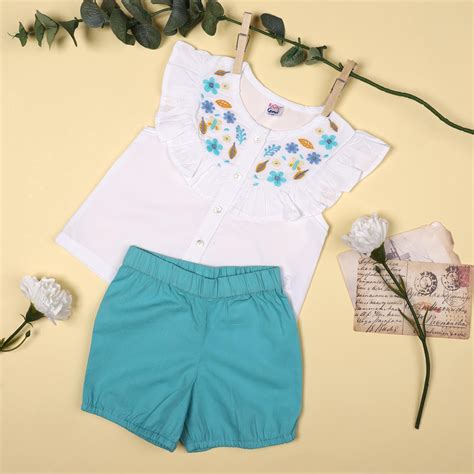 Girls Fashion - Kicks & Crawl