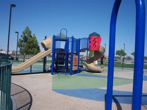 Out of the Moment: Las Vegas Park Review #6: Nevada Trails Park