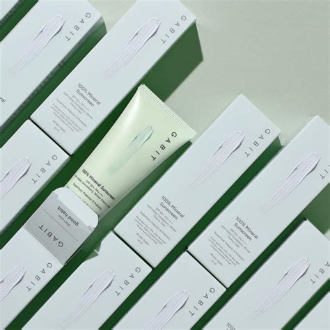 Buy Gabit 100% Mineral Sunscreen SPF 50 PA++++ With Vitamin E, No White ...