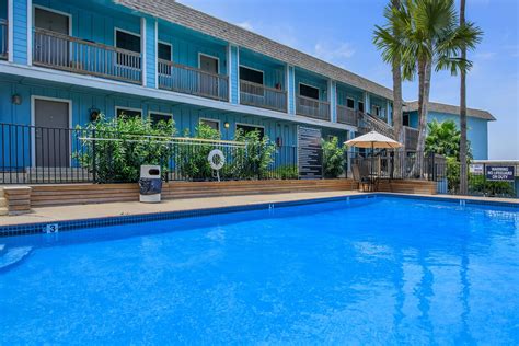 The Arts Apartments at Ocean Drive - Apartments in Corpus Christi, TX
