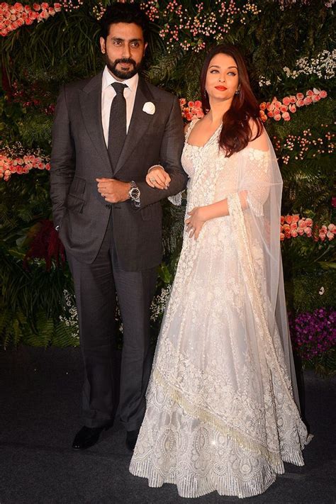 Your Bollywood Celebrity Guide To Acing Ethnic Wear In Your 40s | Vogue ...