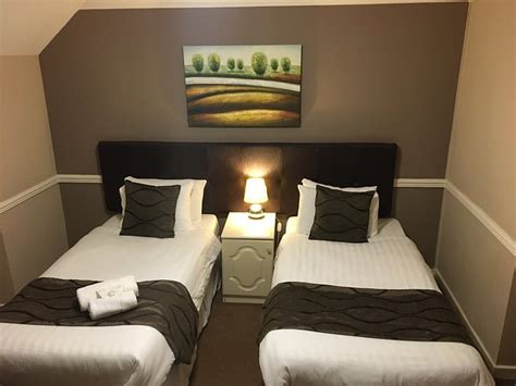 ANGEL VIEW HOTEL (Gateshead, England) - Hotel Reviews, Photos, Rate ...