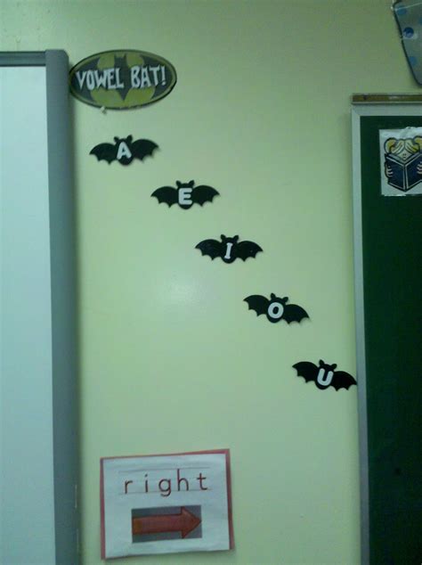 Vowel Bat - Teach at Home Mom
