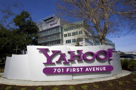 Yahoo's New Warning: Upgrade and Get Email Scanned or Delete Account ...