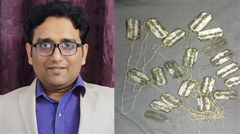 खतरनाक करतब दिखाना जादूगर को पड़ा महंगा, 20 ब्लेड की माला आंत तक पहुंची ...