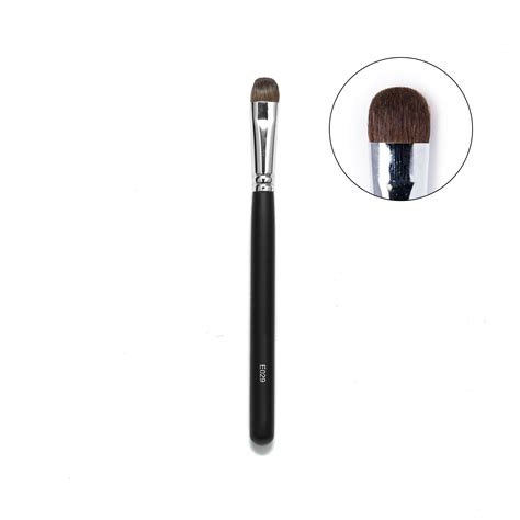 29 Éurope Girl Makeup Eyeshadow Brush (All Over Shader) – EuropeGirl ...