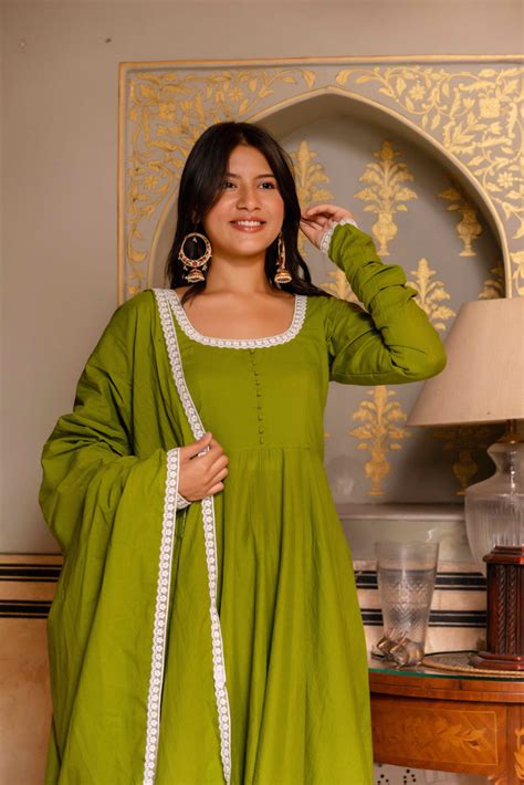 Parrot Green Pure Cotton Anarkali Set – Glamwiz India