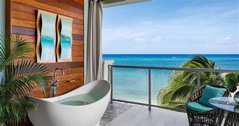 SANDALS® Jamaica All-Inclusive Resorts 2025 [Adults-Only]