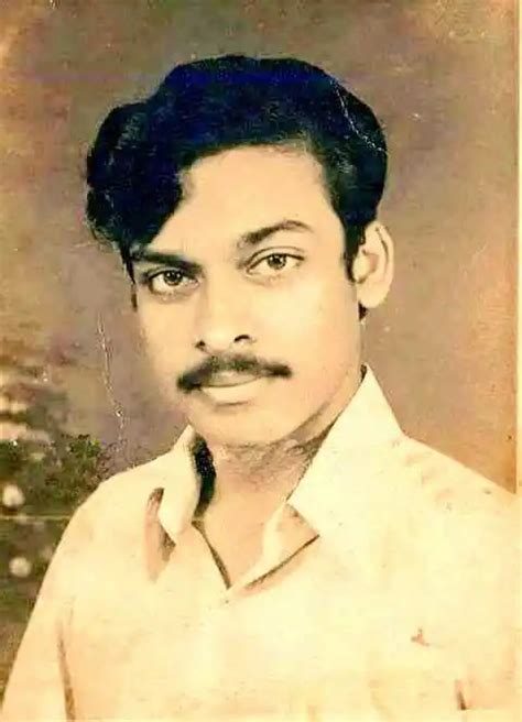 Chiranjeevi Birthday Special : మెగాస్టార్ చిరంజీవి పాత ఫొటోలు ...
