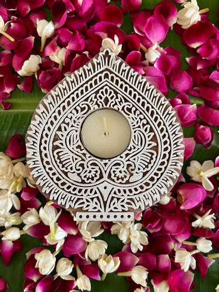 Handcrafted Wooden Tea Light Holder : Paan – Little Canvas