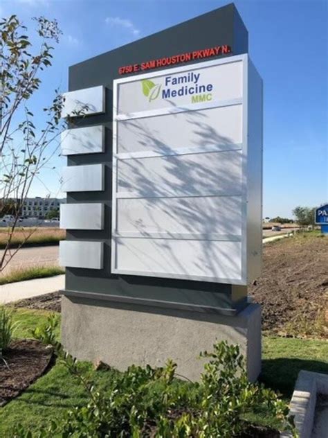 Building Signage Design 的图像结果