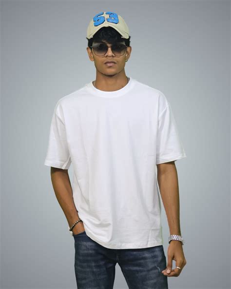 Buy 2 Get 1 White Oversized T-Shirt For Men Online in India – BlendCulture