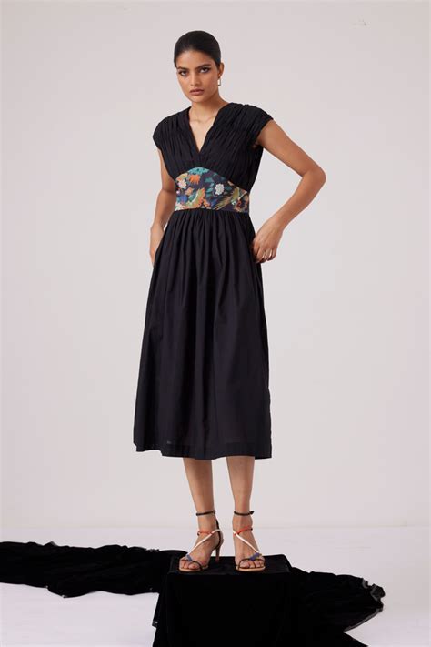 Buy Summer Dresses For Women Online | Sustainable Dresses For Women ...