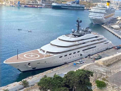 BLUE, Yacht - Details and current position - IMO 9862231 - VesselFinder