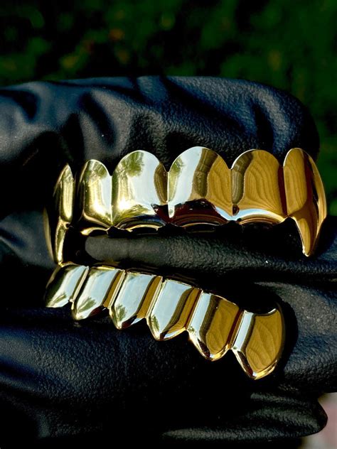 Best teeth grill, grillz in India, Dubai, Paris, Milan, Tokyo, London