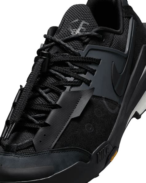 Zegamadome x sacai 'Black' (HQ8618-001) release date . Nike SNKRS