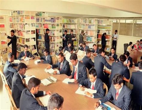 Dr. D. Y. Patil Institute of Management and Entrepreneur Development ...