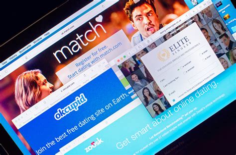 Signs Of A Micro-Cheater To Look Out For In A Relationship