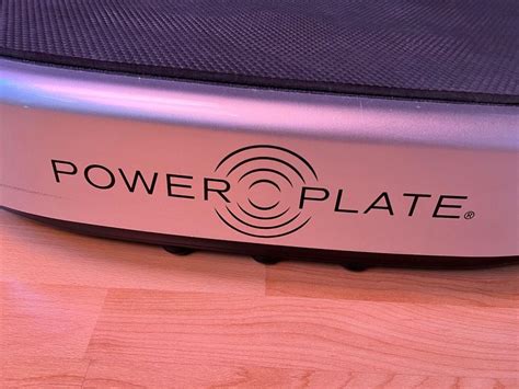 Power Plate Mobile Original mit Tasche in Berlin | Sport | Kleinanzeigen