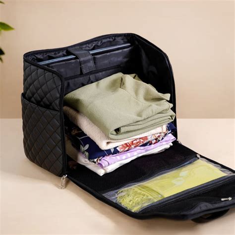 Black Carry On Travel Bag Online - Premium Duffel Bag | Nestasia