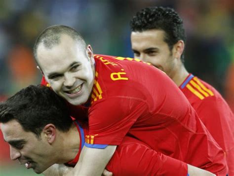 Las mejores imágenes de xavi con la selección