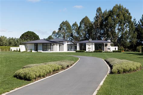 Minimal House 的图像结果