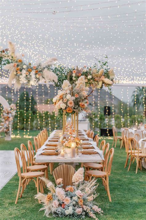 Rezultat imagine pentru Wedding Reception Table Layout