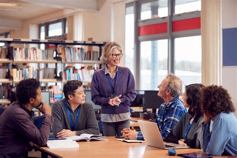 Crafting Excellence: Key Components for a Top-Notch Letter of Recommendation - Admission -Oasis
