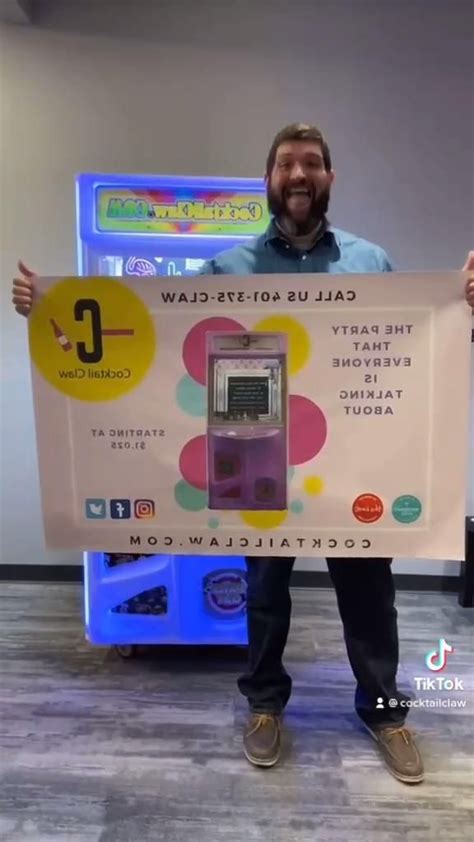 Cocktail Claw Machine 的图像结果