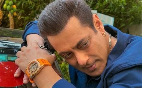 Salman Khan flaunts Ram Janmabhoomi watch: Maulana calls it "un-Islamic ...