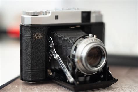 SLR-type Camera 的图像结果