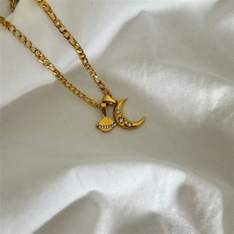 Delta Charms