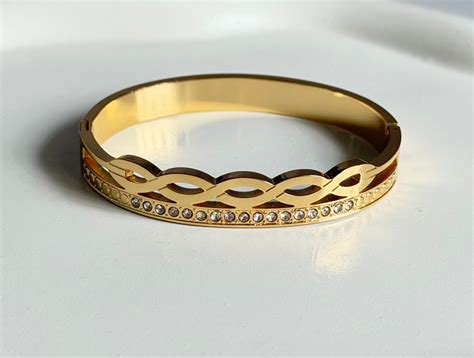 The Timeless Twist Anti Tarnish Kada Bracelet - Baby Size – PearlsOnline