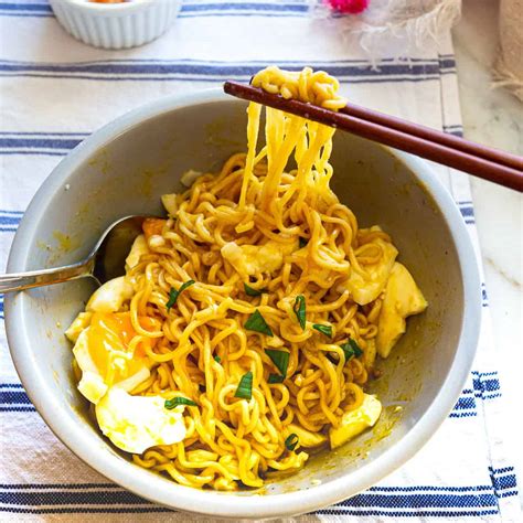 My favorite way to cook Indomie's Mi Goreng instant noodles | Recipe ...