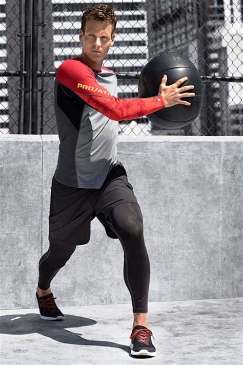 Sports Outfit 的图像结果