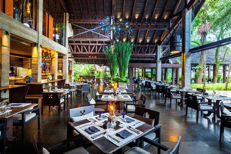Restaurants Near Me
