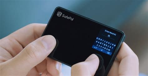 https://coinsutra.com/wp-content/uploads/2022/12/Safepal-S2-hardware-wallet.jpg