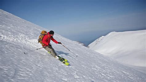 Skiing in Iceland: A Nordic Winter Wonderland