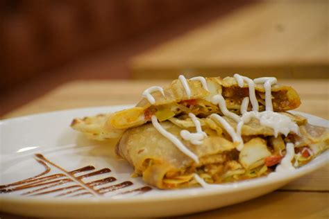 Drop By This Place For Quick Yum Brunch | LBB